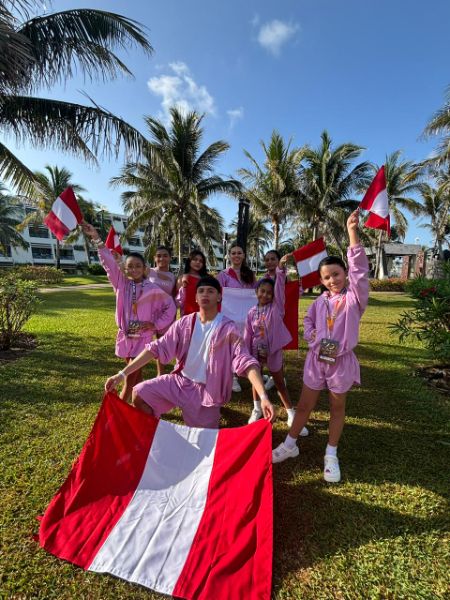 Reborn en All Dance Beach Cancún: llevar al Perú en alto - Foto 2
